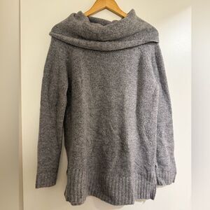 Dreamers Heather Gray Cowl Neck Sweater, Great condition.